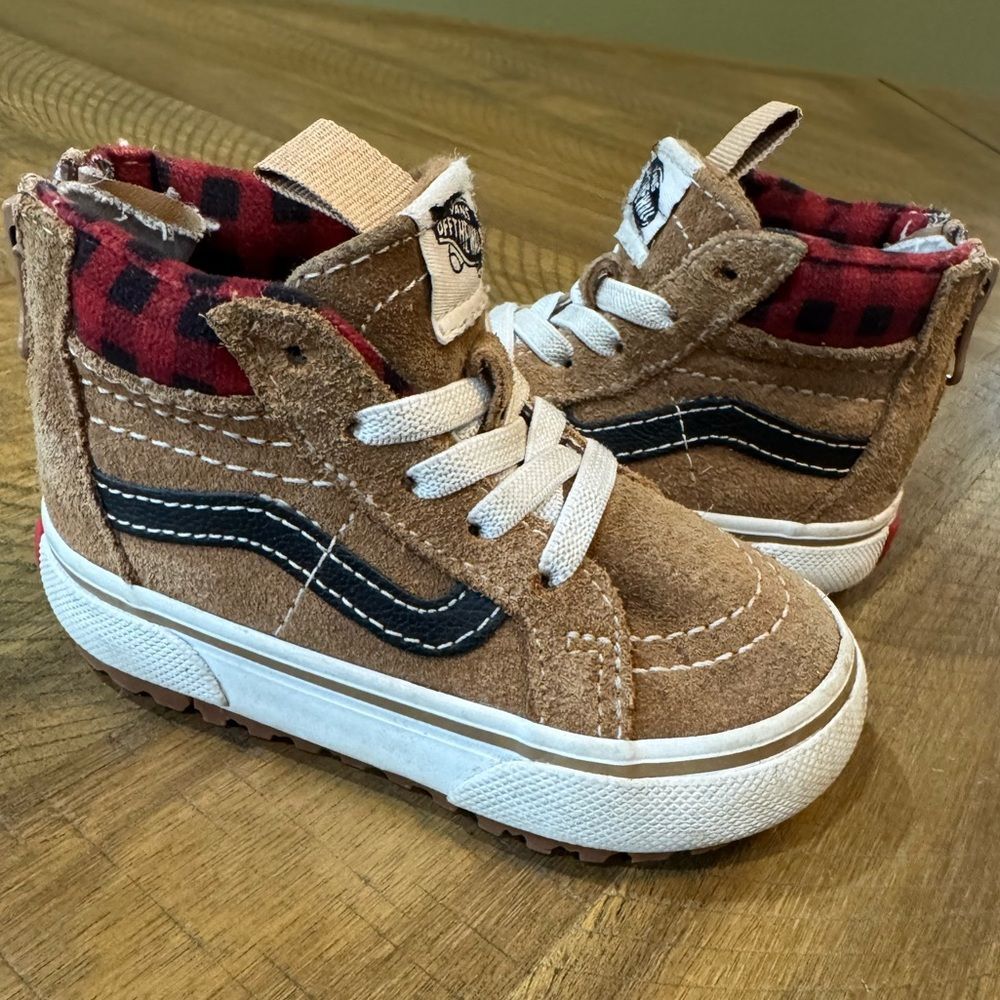 Vans MTE Tan and Black Toddler High-Top Sneakers
